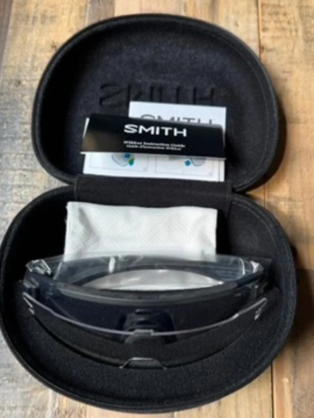SMITH Wildcat Matte Black ChromaPop Photochromic Clear to Gray Sunglasses